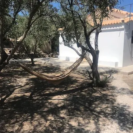 Πέτρινη Κατοικία Στην Αίγινα - Stone House In Aigina Khloi Exteriér fotografie